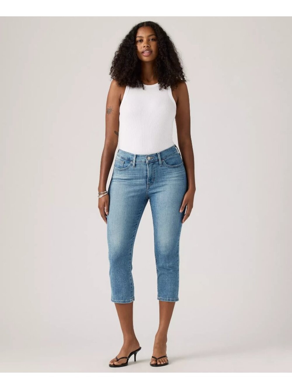 Levis 311 Shaping Skinny Capri Jeans Women Size 16W Light Wash High Rise